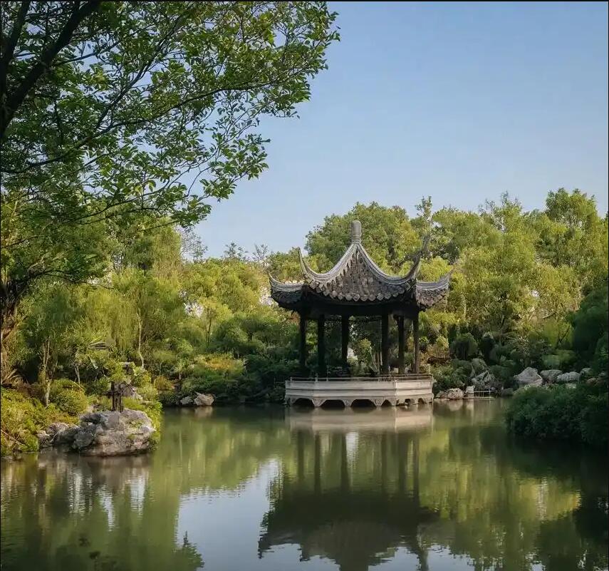 重庆浮梦餐饮有限公司